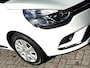 Renault Clio 0.9 TCe Limited 90 Pk Benzine * Trekhaak * Navigatie * Airco * Cruise Control * Hele Nette Automobiel * Wit * KM-Autopas * Vingerhoets; Vierde Generatie Eersteklas Service. Al meer dan 100 jaar een begrip in de Brabantse Kempen
