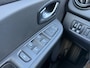 Renault Clio 0.9 TCe Limited 90 Pk Benzine * Trekhaak * Navigatie * Airco * Cruise Control * Hele Nette Automobiel * Wit * KM-Autopas * Vingerhoets; Vierde Generatie Eersteklas Service. Al meer dan 100 jaar een begrip in de Brabantse Kempen