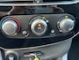Renault Clio 0.9 TCe Limited 90 Pk Benzine * Trekhaak * Navigatie * Airco * Cruise Control * Hele Nette Automobiel * Wit * KM-Autopas * Vingerhoets; Vierde Generatie Eersteklas Service. Al meer dan 100 jaar een begrip in de Brabantse Kempen