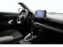 Toyota Yaris Cross 1.5 Hybrid Dynamic | Dodehoek detectie | Parkeersensoren voor/achter | Apple Carplay / Android Auto | Stoel-/stuurverwarming | Adaptive Cruise | Full LED | Keyless | Clima | Camera | 17 inch | ALL SEASON