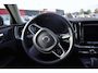 Volvo XC60 T6 350PK AWD Plug-in hybrid Ultra Dark | BLIS | Trekhaak | HUD | ACC | H&K | Elektr. Stoelen | Stoel/Stuur Verwarm. |