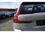 Volvo XC60 T6 350PK AWD Plug-in hybrid Ultra Dark | BLIS | Trekhaak | HUD | ACC | H&K | Elektr. Stoelen | Stoel/Stuur Verwarm. |