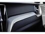 Volvo XC60 T6 350PK AWD Plug-in hybrid Ultra Dark | BLIS | Trekhaak | HUD | ACC | H&K | Elektr. Stoelen | Stoel/Stuur Verwarm. |