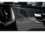 Volvo XC60 T6 350PK AWD Plug-in hybrid Ultra Dark | BLIS | Trekhaak | HUD | ACC | H&K | Elektr. Stoelen | Stoel/Stuur Verwarm. |