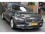 Volvo V90 2.0 T5 188kW/255pk Aut8 Inscription Intro ADAPT.CRUISE + STOELMASSAGE + PILOT ASSIST + CARPLAY/ANDROID AUTO + 360 CAMERA + STOELVERWARMING&-VENTILATIE + MATRIX LED + BLIS + LANE ASSIST + ZWARTE HEMEL + SUBWOOFER + PARKEERHULP + 18" LM-VELGEN!!