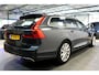 Volvo V90 2.0 T5 188kW/255pk Aut8 Inscription Intro ADAPT.CRUISE + STOELMASSAGE + PILOT ASSIST + CARPLAY/ANDROID AUTO + 360 CAMERA + STOELVERWARMING&-VENTILATIE + MATRIX LED + BLIS + LANE ASSIST + ZWARTE HEMEL + SUBWOOFER + PARKEERHULP + 18" LM-VELGEN!!