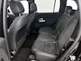 Mercedes-Benz GLB 200 AMG Line AMG Line | Night Pakket | Panorama Schuif-Kanteldak | Trekhaak | Head-up display | Distronic | Inclusief 24 maanden Mercedes-Benz Certified garantie voor Europa.