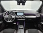 Mercedes-Benz GLB 200 AMG Line AMG Line | Night Pakket | Panorama Schuif-Kanteldak | Trekhaak | Head-up display | Distronic | Inclusief 24 maanden Mercedes-Benz Certified garantie voor Europa.