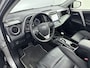 Toyota RAV4 2.5 Hybrid AWD Executive VOL! | Stuur-Stoelverwarming | Trekhaak | Schuif/kanteldak |