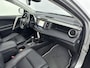 Toyota RAV4 2.5 Hybrid AWD Executive VOL! | Stuur-Stoelverwarming | Trekhaak | Schuif/kanteldak |