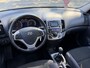 Hyundai i30 CW 1.6i i-Motion | Parkeersensoren Achter | Airco | Cruise control |