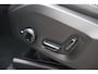 Volvo XC60 T8 Recharge AWD Ultimate Bright | Stoelverwarming | Trekhaak | Parkeercamera | Panoramadak | HUD | Pilot Assist | BLIS | Keyless