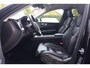 Volvo XC60 T8 Recharge AWD Ultimate Bright | Stoelverwarming | Trekhaak | Parkeercamera | Panoramadak | HUD | Pilot Assist | BLIS | Keyless