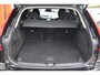 Volvo XC60 T8 Recharge AWD Ultimate Bright | Stoelverwarming | Trekhaak | Parkeercamera | Panoramadak | HUD | Pilot Assist | BLIS | Keyless