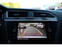 Volkswagen Tiguan 1.5 TSI R-line Black Style Navi/IQ Light/Cam/Pdc 2x/19"All Season/Trekh.