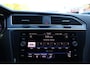 Volkswagen Tiguan 1.5 TSI R-line Black Style Navi/IQ Light/Cam/Pdc 2x/19"All Season/Trekh.