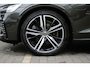 Volvo V60 T8 455PK Recharge AWD R-Design Long Range | Adaptive Cruise & Pilot Assist | Premium Harman/Kardon Audio | Power Seats incl. Memory | Stoel & Stuurverwarming | Achterbank Verwarming | Panoramisch Schuif-/Kanteldak