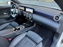 Mercedes-Benz CLA 200 Premium Plus AMG | Panoramadak | Sfeerverlichting | Multibeam Led | 19" Lichtmetaal | Camera | Stoelverwarming | Lane Assist | Dodehoeksensor |