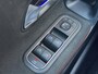 Mercedes-Benz CLA 200 Premium Plus AMG | Panoramadak | Sfeerverlichting | Multibeam Led | 19" Lichtmetaal | Camera | Stoelverwarming | Lane Assist | Dodehoeksensor |