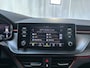 Skoda Scala 1.0 TSI 110pk DSG Sport Business Stoelverwarming Parkeersensoren App-Connect DAB+