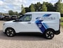 Ford Transit Courier E-Transit Trend 44 kWh 136pk Trekhaak | Achteruitrijcamera | Adaptieve Cruise | Navigatie