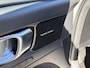 Volvo XC40 2.0 T4 R-Design / AUTOMAAT / PANORAMADAK / HARMAN KARDON