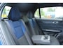Lynk & Co 01 1.5 | Wordt Verwacht | Donkere Hemelbekleding | Panoramadak | 360° Camera | Elektrische bestuurdersstoel met geheugen | Stoelverwarming | Stuurverwarming | Actieve bochtverlichting | Adaptieve Cruise Control | Stuurassistent | Lane Assist | Navigatie | Elektrische Achterklep | Keyless Entry | Dodehoekassistent