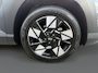 Hyundai Kona 1.6 GDI HEV Premium Sky | Schuif-/kantel dak | Navigatie | Apple Carplay/ Android Auto | Stoelventilatie | Stuur/ Stoelverwarming |