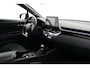 Toyota C-HR / C-HR+ 2.0 Hybrid First Edition | Dodehoek detectie | Navigatie | JBL | Stoelverwarming | Apple Carplay / Android Auto | Full LED | Keyless | Adaptive Cruise | Clima | Parkeersensoren voor/achter | Camera | 18 inch