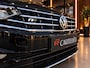 Volkswagen Passat Variant 1.5 TSI R-Line 150PK | Digital Dash | IQ Drive | Trekhaak | Carplay | Stoelverwarming | Adaptive Cruise | Stoelmassage | Font & Lane Assist | Automaat | Camera | Draadloze Telefoonlader | Half Leder - Alcantara | F1 Flippers