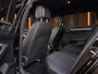Volkswagen Passat Variant 1.5 TSI R-Line 150PK | Digital Dash | IQ Drive | Trekhaak | Carplay | Stoelverwarming | Adaptive Cruise | Stoelmassage | Font & Lane Assist | Automaat | Camera | Draadloze Telefoonlader | Half Leder - Alcantara | F1 Flippers