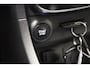 Renault Clio 0.9 TCe Limited [ Trekhaak Navi PDC Airco DAB+ Cruise ]