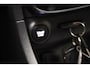 Renault Clio 0.9 TCe Limited [ Trekhaak Navi PDC Airco DAB+ Cruise ]