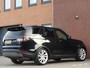Land Rover Discovery 3.0 TD6 HSE Grijs kenteken Luchtvering/Panoramadak/LED