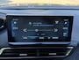 Peugeot 3008 130PK Allure Pack | Trekhaak | Hoge Instap | Full LED Koplampen | Stoelverwarming | Geintegreerde Navigatie | Apple Carplay | 29000 KM! | Achteruitrijcamera | Dode Hoekbewaking | PDC rondom |