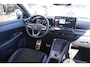 Volkswagen T-Roc 1.5 eTSI 150pk DSG R-Line First Edition | Trekhaak | Camera | PDC | Elektr. Achterklep