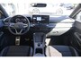Volkswagen T-Roc 1.5 eTSI 150pk DSG R-Line First Edition | Trekhaak | Camera | PDC | Elektr. Achterklep