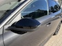 Peugeot 3008 1.2 Hybrid 145 Allure | Trekhaak | Automaat | Panorama Navigatie | AGR Stoel + Stoelverwarming | Draadloze Telefoonlader | Keyless Entry | Climate Control | LED Verlichting | 19 Inch Lichtmetalen Velgen | Camera | Half Lederen bekleding |