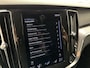 Volvo V60 2.0 B3 Momentum Advantage TREKHAAK CARPLAY NAVI ADAPTIEF CRUISE CAMERA.