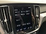 Volvo V60 2.0 B3 Momentum Advantage TREKHAAK CARPLAY NAVI ADAPTIEF CRUISE CAMERA.
