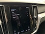 Volvo V60 2.0 B3 Momentum Advantage TREKHAAK CARPLAY NAVI ADAPTIEF CRUISE CAMERA.