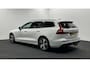 Volvo V60 2.0 B3 Momentum Advantage TREKHAAK CARPLAY NAVI ADAPTIEF CRUISE CAMERA.