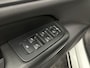 Volvo V60 2.0 B3 Momentum Advantage TREKHAAK CARPLAY NAVI ADAPTIEF CRUISE CAMERA.