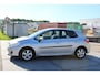Toyota Auris 1.8 Full Hybrid Business navi camera cruise dealer onderhouden 2E EIG,