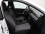 Dacia Sandero Stepway TCe 100pk ECO-G Extreme | Trekhaak | Achteruitrijcamera | Navigatie | Voorstoelen Verwarmd |