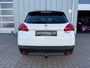 Peugeot 2008 1.2 PureTech Style NIEUWE DISTRUBITIE! / Airco / Navi / Cruise Control / Bluetooth / LMV / Trekhaak / PDC V&A /
