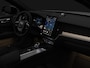 Volvo XC60 T6 AWD Long Range Plug-in hybrid Ultra Dark | Panoramadak | 360° camera | Bowers & Wilkins | Massage | Stoelventilatie | Stoel- en stuurverwarming