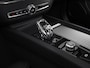 Volvo XC60 T6 AWD Long Range Plug-in hybrid Ultra Dark | Panoramadak | 360° camera | Bowers & Wilkins | Massage | Stoelventilatie | Stoel- en stuurverwarming