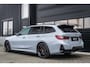 BMW 3-Serie Touring M340i xDrive Vol|Pano|Trekhaak|Harman-Kardon|HuD|Carbon|