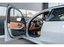BMW 3-Serie Touring M340i xDrive Vol|Pano|Trekhaak|Harman-Kardon|HuD|Carbon|